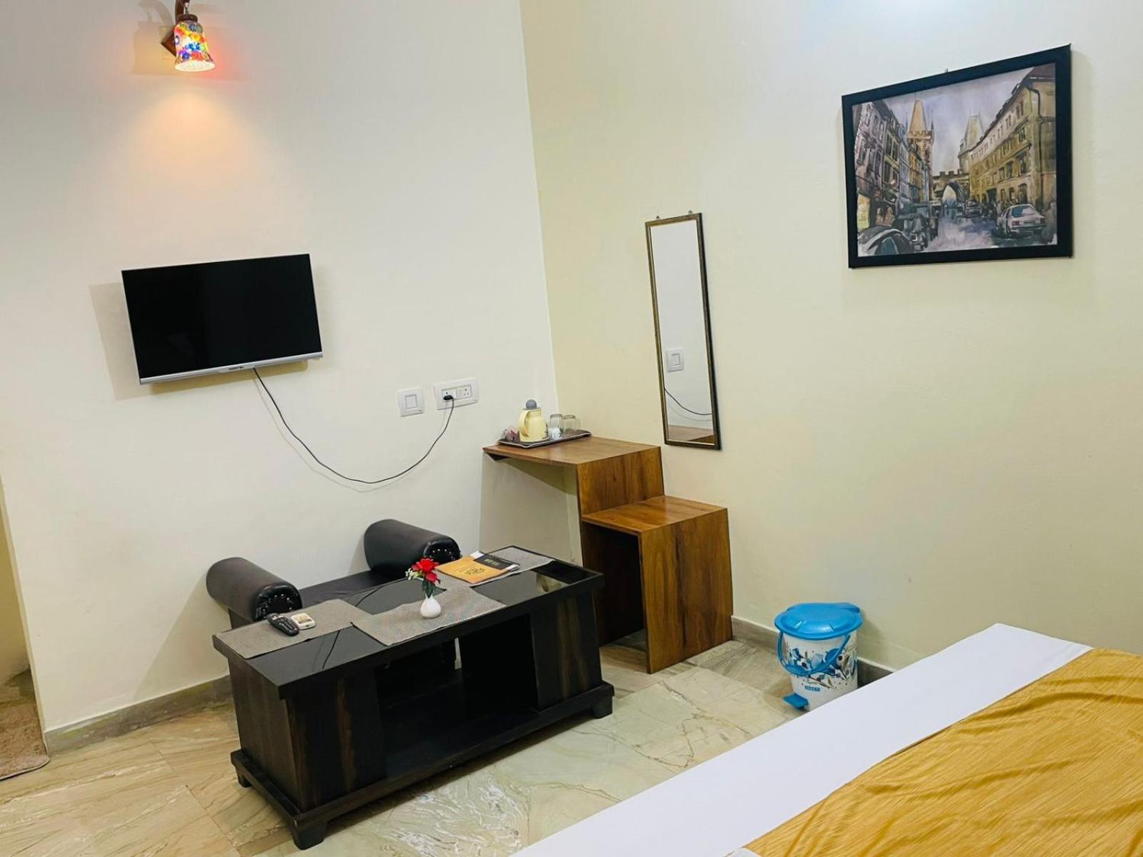 Shankar Vilaas -A Boutique Stay Forigners Choice Near Ghats And Temples Varanasi Exterior photo