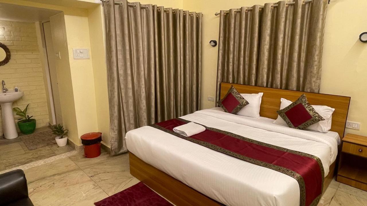 Shankar Vilaas -A Boutique Stay Forigners Choice Near Ghats And Temples Varanasi Exterior photo